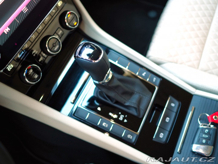 Škoda Superb COMBI 2.0TDi CR DSG,2019 2019