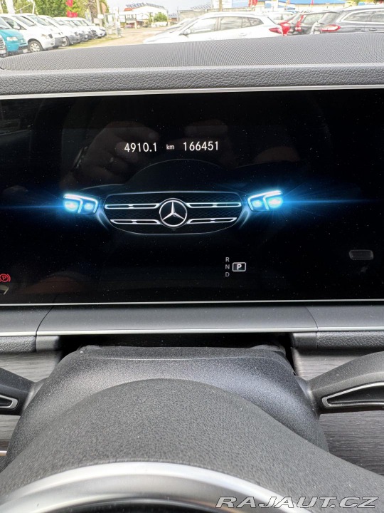 Mercedes-Benz GLE 400 D 4MATIC 1 . MAJITEL 2020
