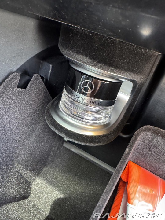 Mercedes-Benz GLE 400 D 4MATIC 1 . MAJITEL 2020