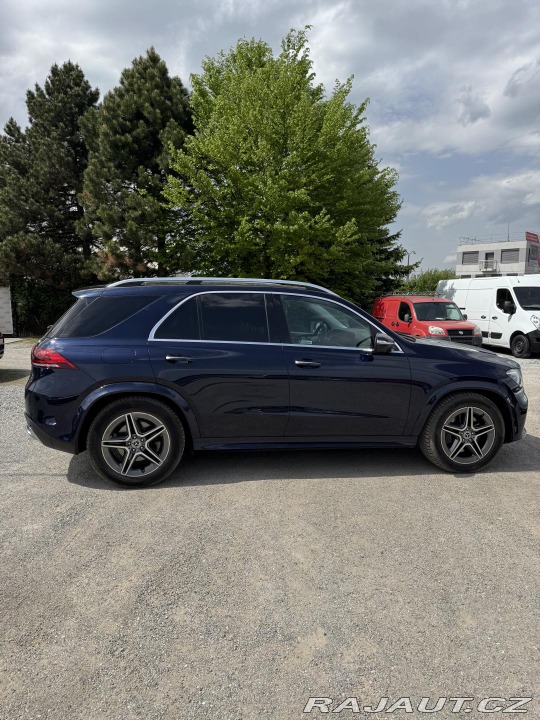 Mercedes-Benz GLE 400 D 4MATIC 1 . MAJITEL 2020