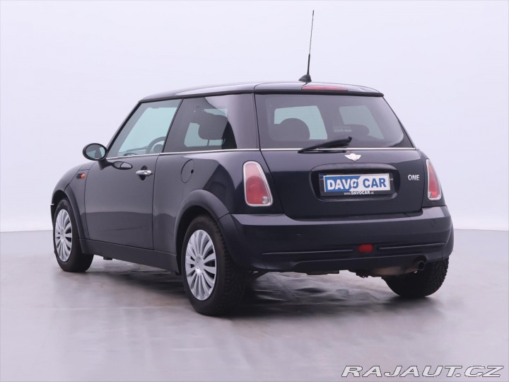 Mini One 1,6 i 66kW Klima Panorama 2006