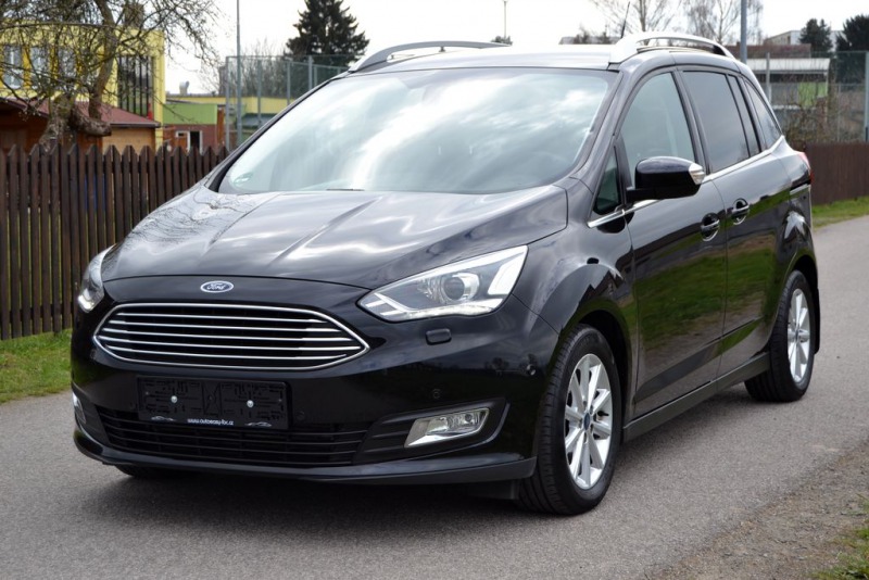 Ford Grand C-MAX 2.0 TDCi 110kW Tita