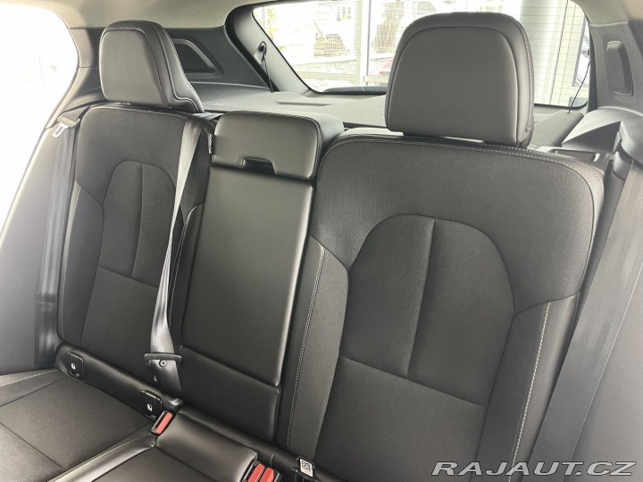 Volvo XC40 D4*AWD*140kW*LED*REZERVAC 2020