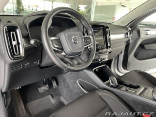 Volvo XC40 D4*AWD*140kW*LED*Nav*Kame 2020