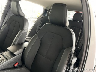 Volvo XC40 D4*AWD*140kW*LED*Nav*Kame 2020