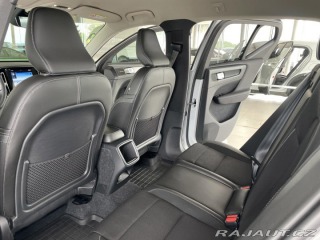 Volvo XC40 D4*AWD*140kW*LED*Nav*Kame 2020