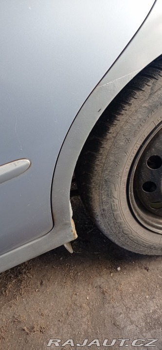 Kia Cerato 2005