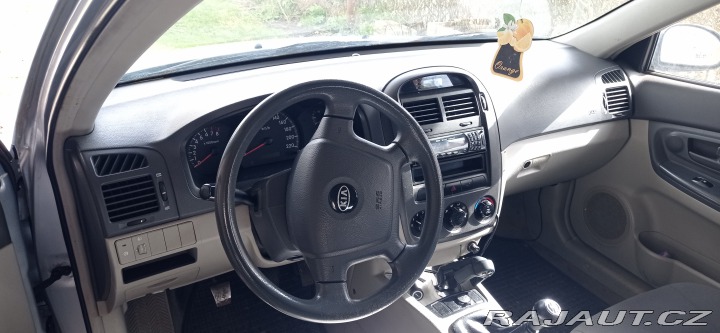 Kia Cerato 2005