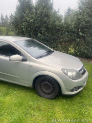 Opel Astra GTC 2005