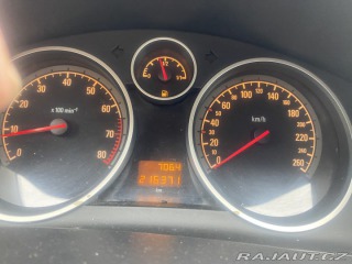 Opel Astra GTC 2005