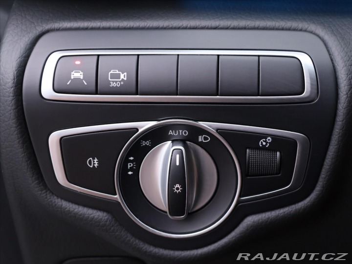 Mercedes-Benz V 2,0 250d Aut. LED 8-Míst 2019