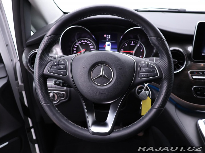 Mercedes-Benz V 2,0 250d Aut. LED 8-Míst 2019