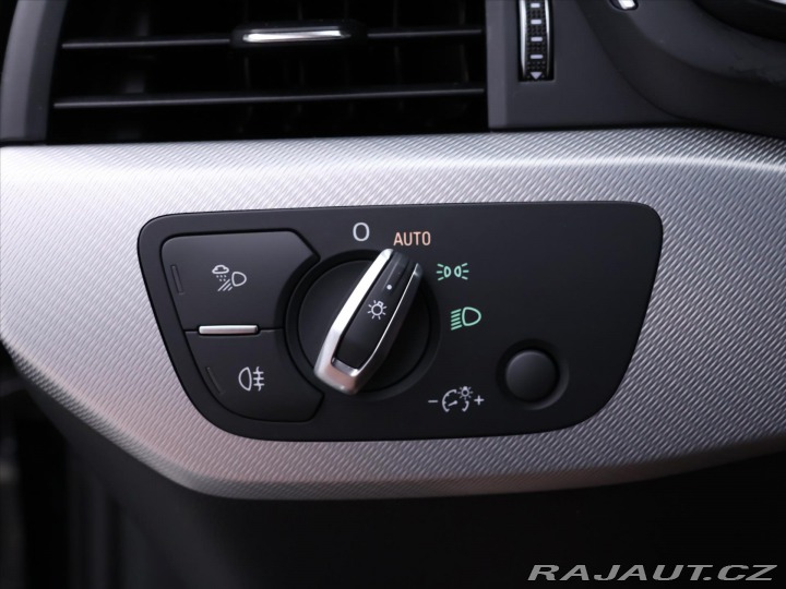 Audi A4 2,0 TDI 110kW Sport Navi 2018