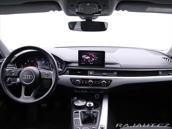 Audi A4 2,0 TDI 110kW Sport Navi 2018