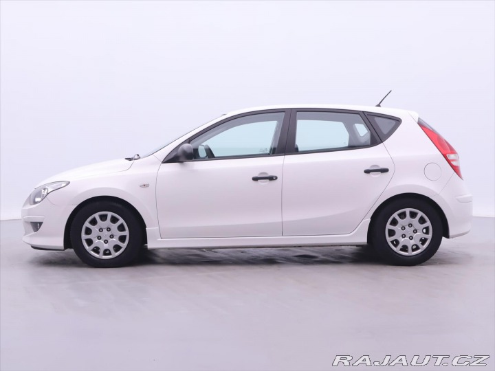 Hyundai i30 1,6 CRDi 66kW Trikolor Pl 2012