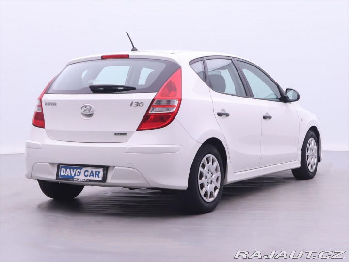 Hyundai i30 1,6 CRDi 66kW Trikolor Pl 2012