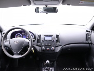 Hyundai i30 1,6 CRDi 66kW Trikolor Pl 2012