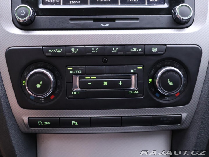 Škoda Octavia 2,0 TDI DSG CZ Elegance X 2012