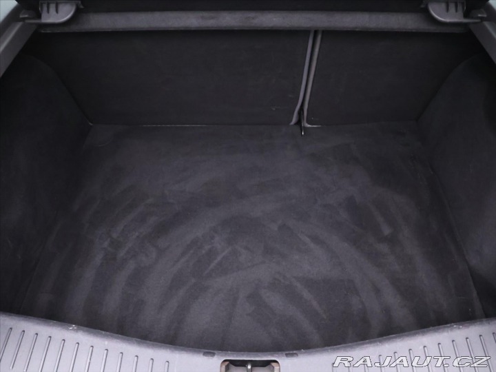 Ford Focus 1,6 i 74kW CZ Klima 2007
