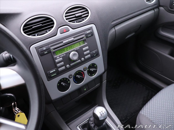 Ford Focus 1,6 i 74kW CZ Klima 2007