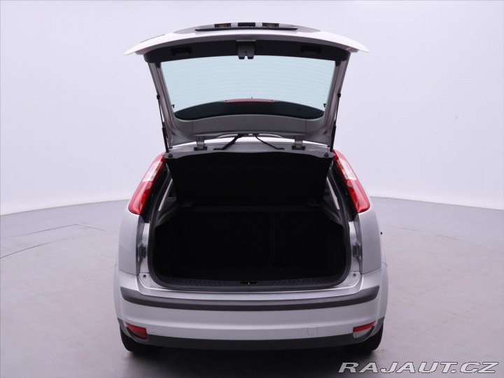 Ford Focus 1,6 i 74kW CZ Klima 2007