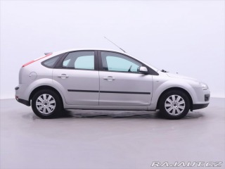 Ford Focus 1,6 i 74kW CZ Klima 2007