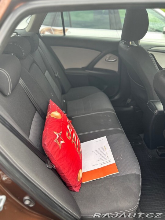 Toyota Avensis 2,0 2015