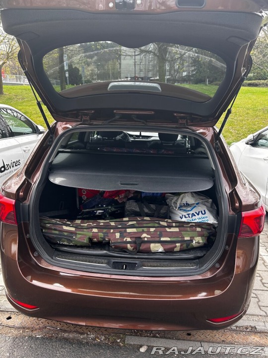 Toyota Avensis 2,0 2015