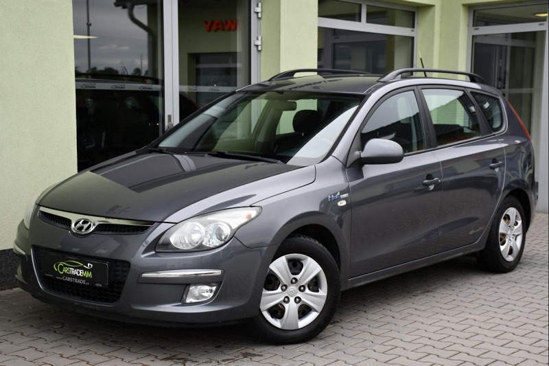 Hyundai i30 CW 1.4i 2xKOLA
