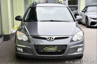 Hyundai i30 CW 1.4i 2xKOLA 2010