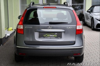 Hyundai i30 CW 1.4i 2xKOLA 2010