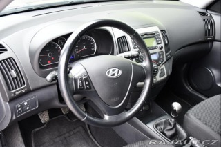 Hyundai i30 CW 1.4i 2xKOLA 2010