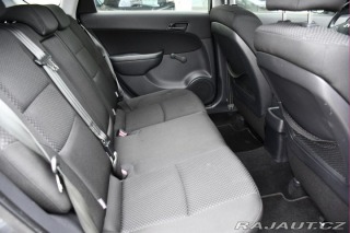Hyundai i30 CW 1.4i 2xKOLA 2010