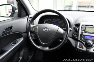 Hyundai i30 CW 1.4i 2xKOLA 2010