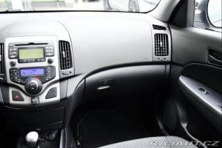 Hyundai i30 CW 1.4i 2xKOLA 2010