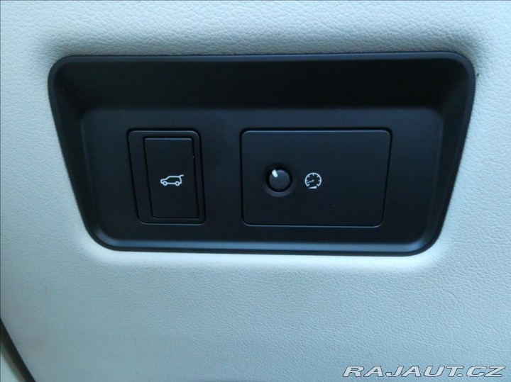 Jaguar F-Pace 2,0 D200 S 1Maj, ČR, tažn 2021