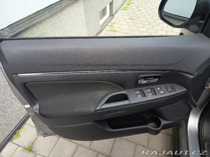 Mitsubishi ASX 1,6MIVEC 2WD ČR 1 majitel 2013