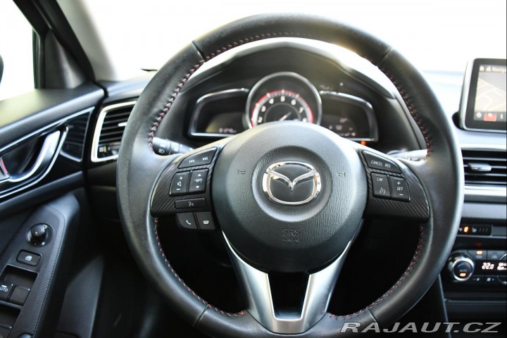 Mazda 3 2.0i 121kw REVOLUTION 2xA 2015