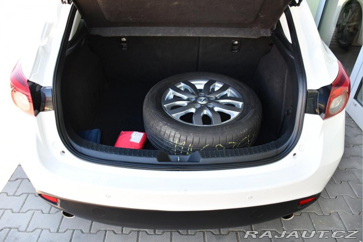 Mazda 3 2.0 G165 REVOLUTION 2xALU 2015