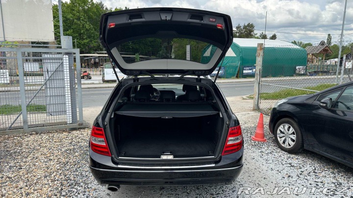 Mercedes-Benz C 220CDI 125kW*Výbava*Stav* 2012