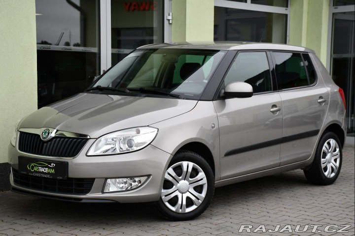 Škoda Fabia 1.6TDi VYHŘ.SED. AUT. A/C 2011