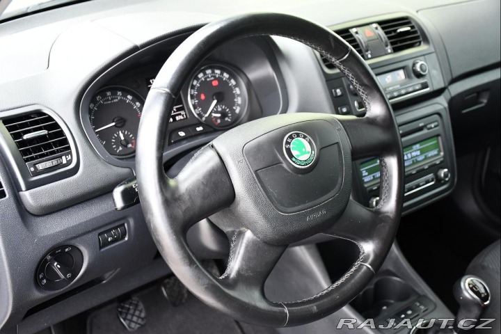 Škoda Fabia 1.6TDi VYHŘ.SED. AUT. A/C 2011
