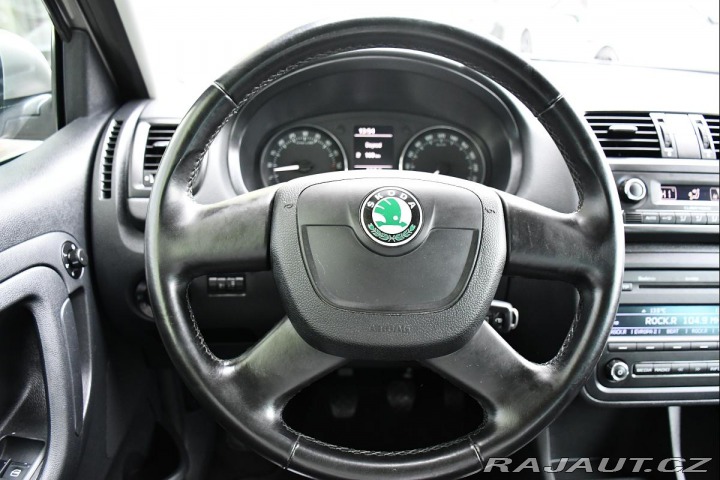 Škoda Fabia 1.6TDi VYHŘ.SED. AUT. A/C 2011