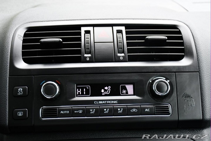 Škoda Fabia 1.6TDi VYHŘ.SED. AUT. A/C 2011