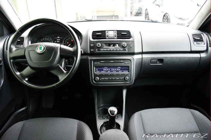 Škoda Fabia 1.6TDi VYHŘ.SED. AUT. A/C 2011