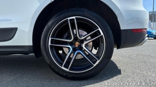 Porsche Macan  2021