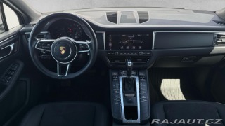 Porsche Macan  2021