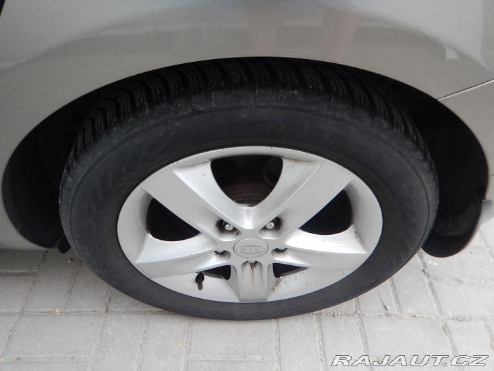Kia Ceed 1.4 16V, ČR, KLIMA 2012