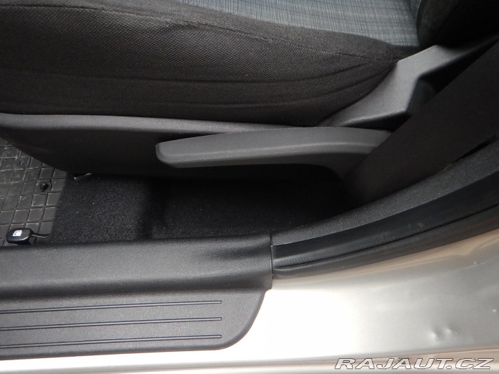 Kia Ceed 1.4 16V, ČR, KLIMA 2012