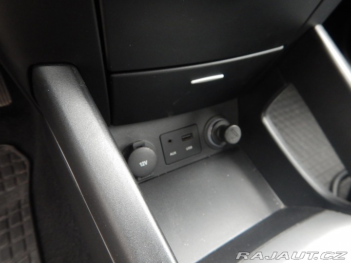 Kia Ceed 1.4 16V, ČR, KLIMA 2012